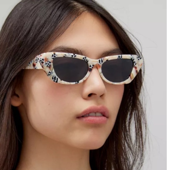 NEW! Rare Astrid multi patterned polarized sunglasses - Picture 1 of 8